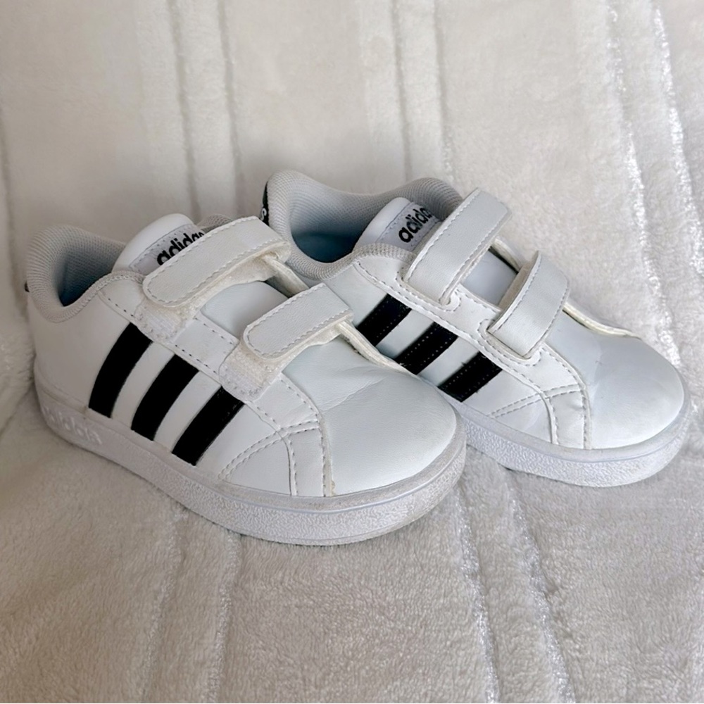 Adidas Kids Grant Court Classic Sneakers Size 7k